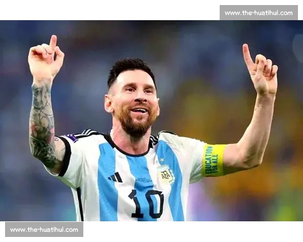 梅西世俱杯谢幕战:师徒兄弟情超越胜负,传奇之夜温情永驻 梅西世俱杯谢幕战:师徒兄弟情超越胜负,传奇之夜温情永驻