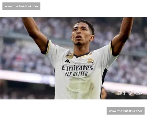 贝林厄姆弟弟多特首秀破门！天才中场接班兄长引期待